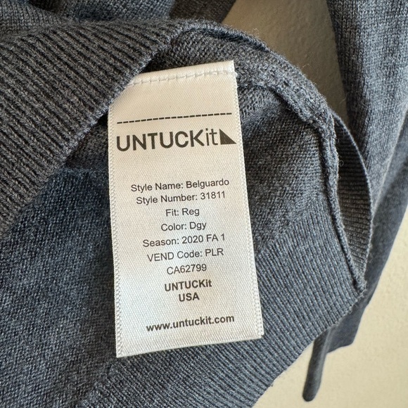UNTUCKit Belguardo Gray 100% Extra Fine Merino Wool Men's Sweater Medium - Picture 11 of 13